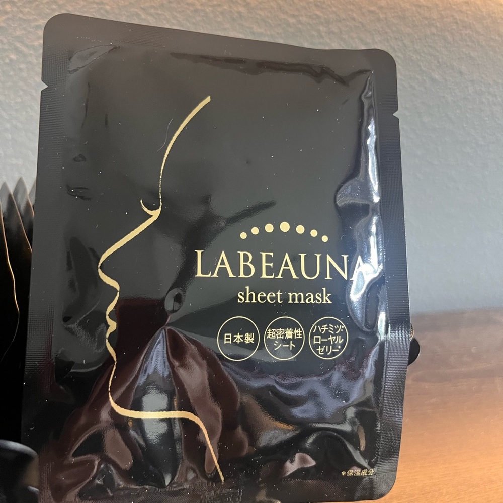 10 Skincare masks / check bundle price